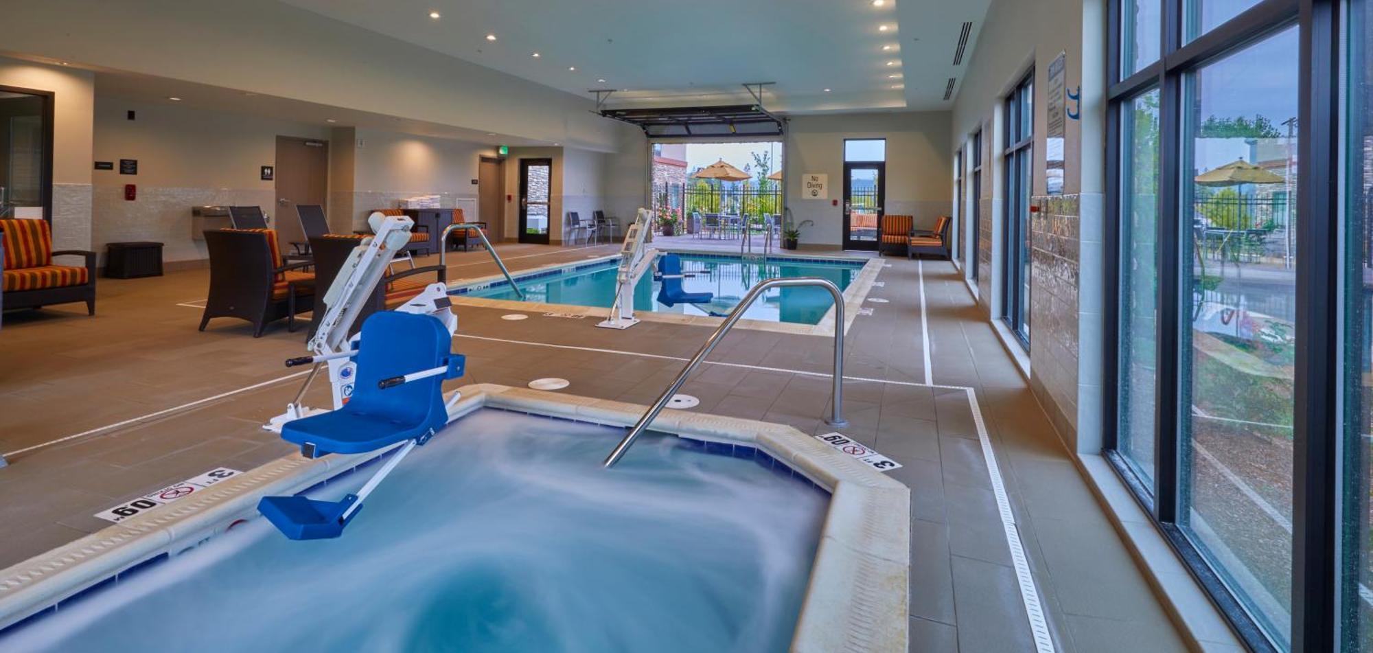 Hampton Inn & Suites רוזבורג מראה חיצוני תמונה