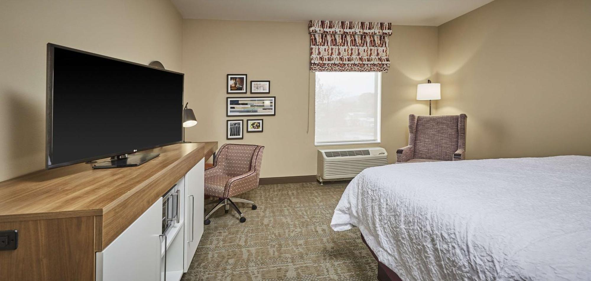 Hampton Inn & Suites רוזבורג מראה חיצוני תמונה