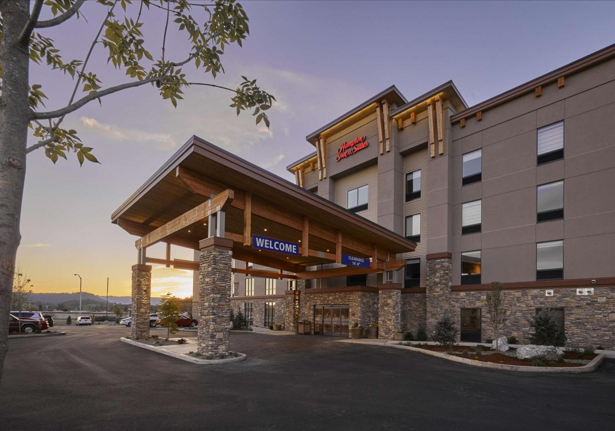Hampton Inn & Suites רוזבורג מראה חיצוני תמונה