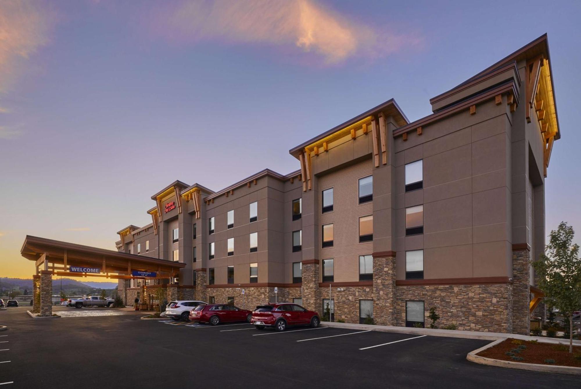 Hampton Inn & Suites רוזבורג מראה חיצוני תמונה